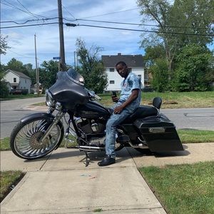 Meet your Posher, James